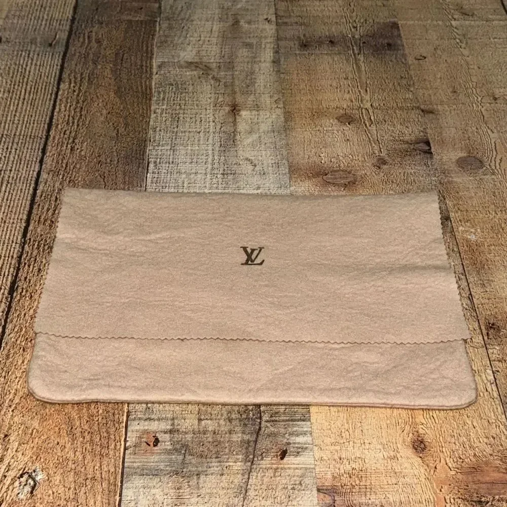 Vintage and Rare Authentic Louis Vuitton Medium Fold Over Dust Bag Beige